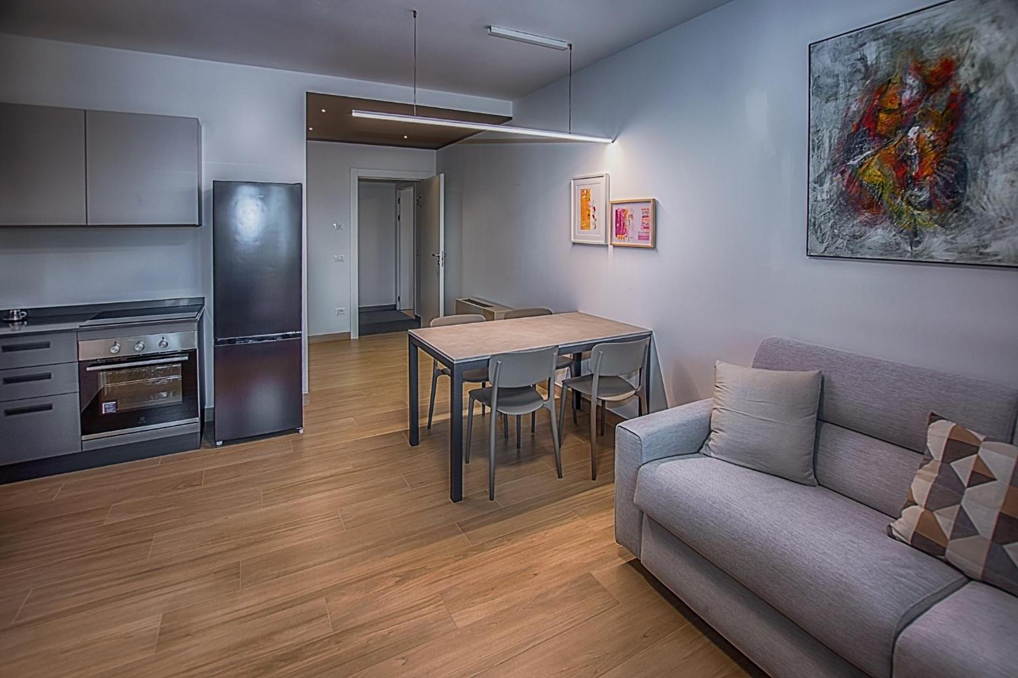 Hotel Residence Dolcenero Сан-Даниэле-дель-Фриули Экстерьер фото